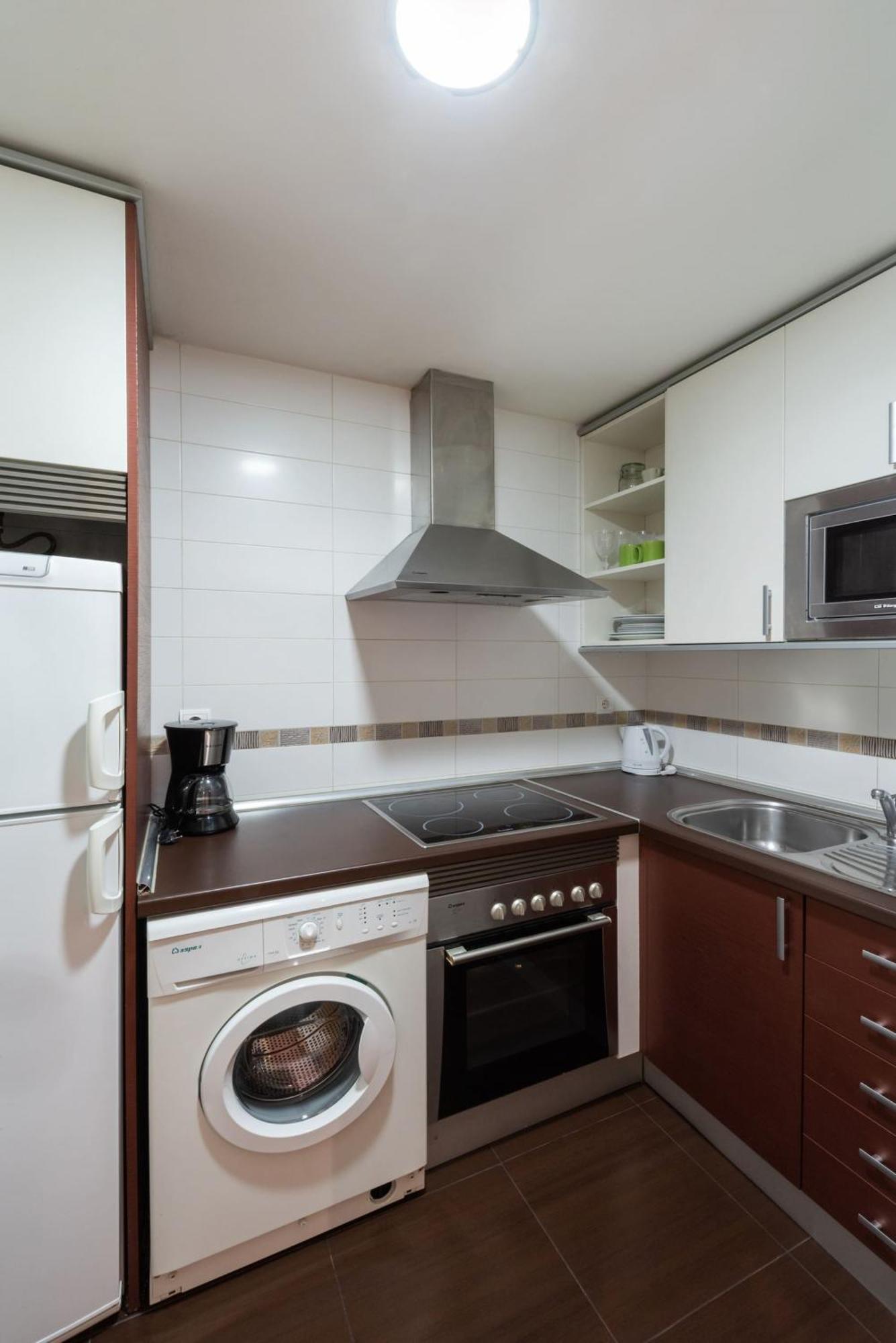 Apartamentos Day Madrid San Antonio Centro Gran Via Sol Malasana Екстер'єр фото