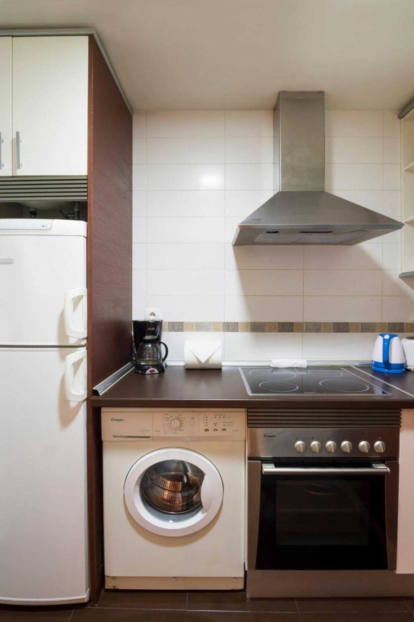 Apartamentos Day Madrid San Antonio Centro Gran Via Sol Malasana Екстер'єр фото