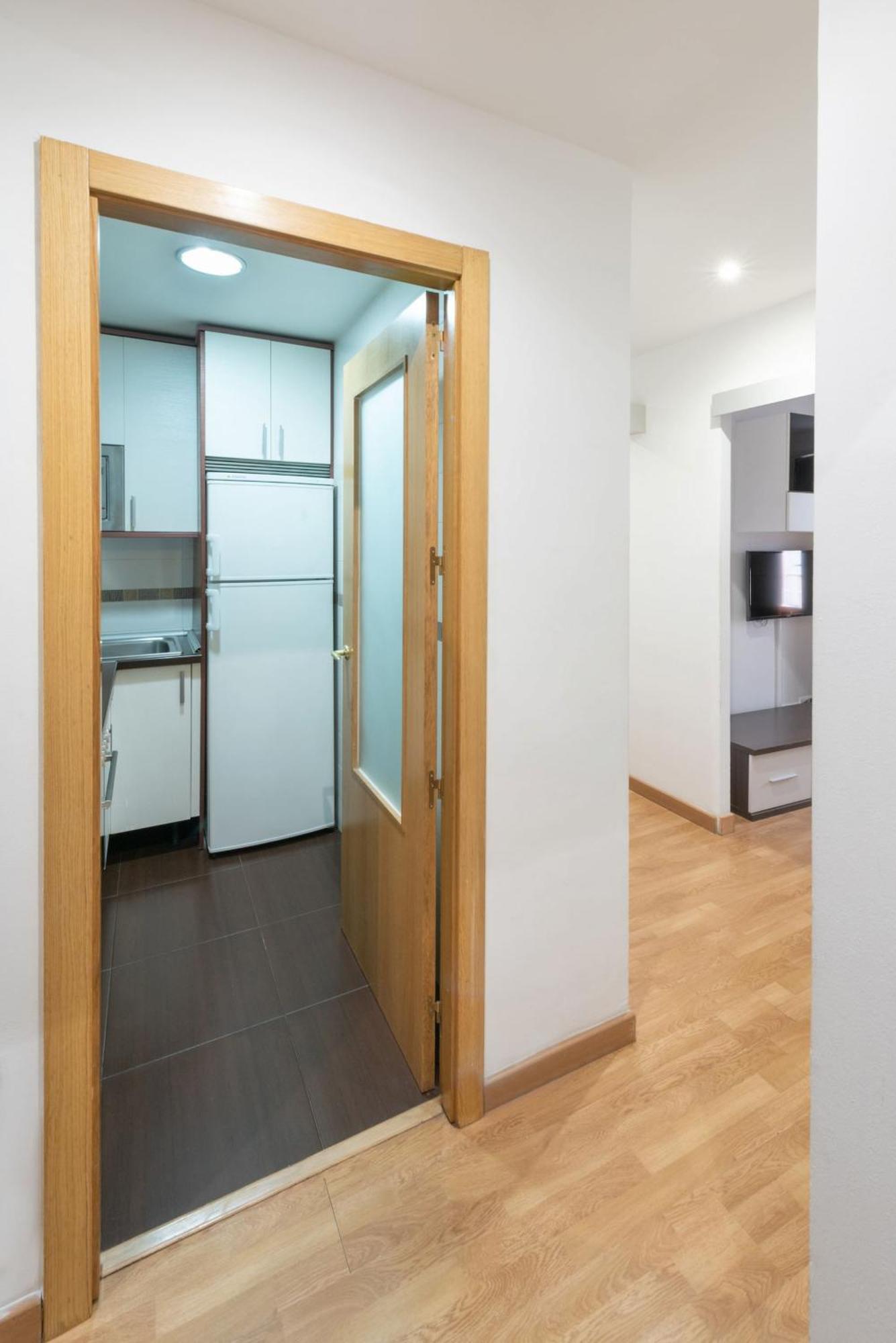 Apartamentos Day Madrid San Antonio Centro Gran Via Sol Malasana Екстер'єр фото